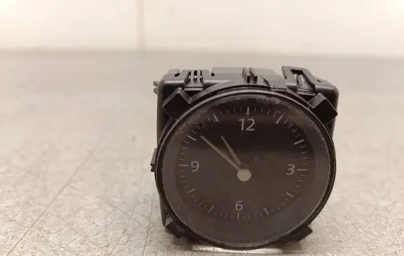 Volkswagen PASSAT B8 Clock 3G0919204C 2545630 15188JH7