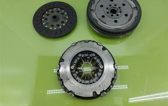 Mazda 5 Clutch set kit 125012610