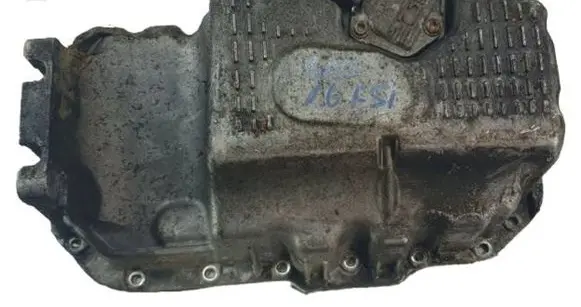 Volkswagen Golf V Oil sump 03c103603j