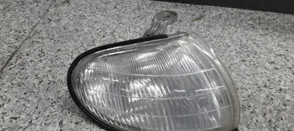 Hyundai Lantra II Front indicator light 92302-290
