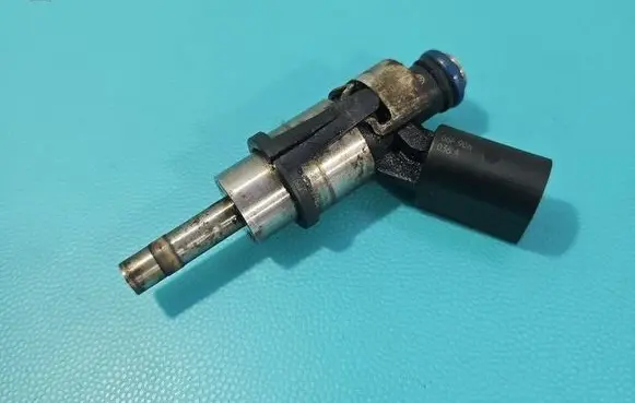 Volkswagen PASSAT B6 Fuel injector 0261500020 IMPRK1576586