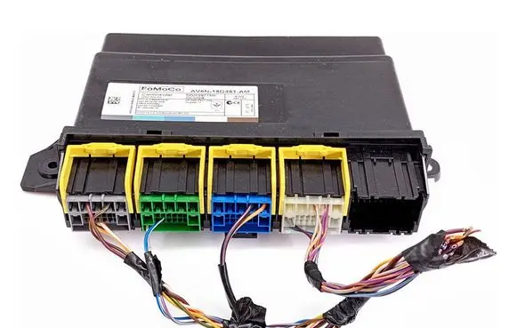 Ford Kuga II Central body control module AV6N19G481AM
