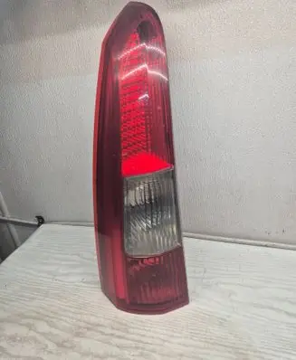 Volvo V70 Rear/tail lights 9154493
