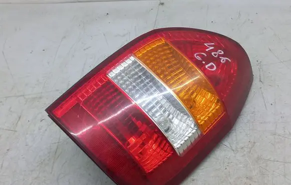 Opel Zafira A Rear/tail lights