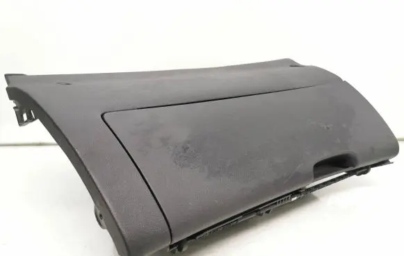 Skoda Octavia Mk2 (1Z) Glove box 1Z1857103 1z1857097n