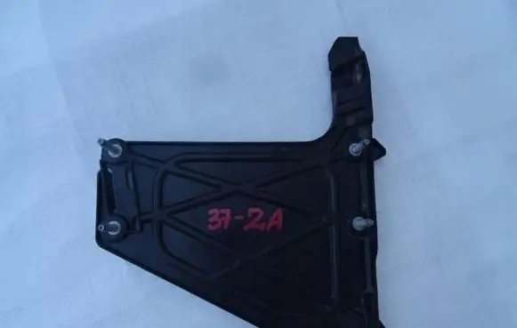 Peugeot 308 Engine control unit holder 9808674780