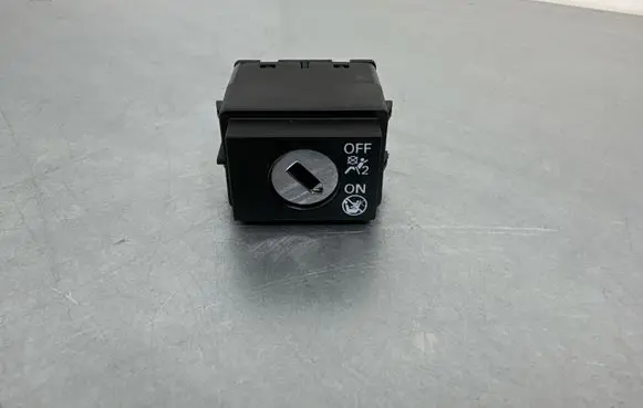 MG ZS Passenger airbag on/off switch 10416949