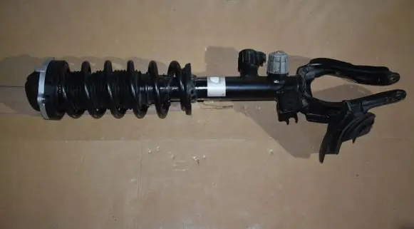 Porsche Cayenne (9Y0 9Y3) Front shock absorber/damper 9Y0413024B