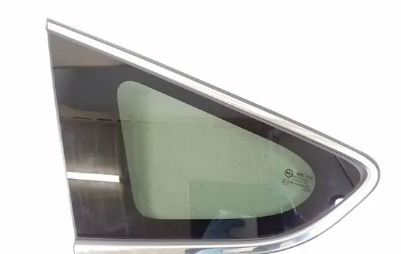 Hyundai Santa Fe Rear side window 878102W010