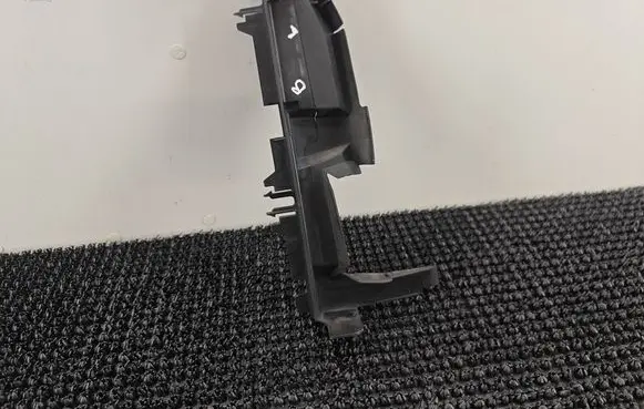 Mercedes-Benz B W246 W242 Intercooler air guide/duct channel A2465050330