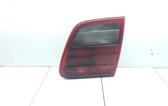Mercedes-Benz E W210 Tailgate rear/tail lights A2108202464 198524