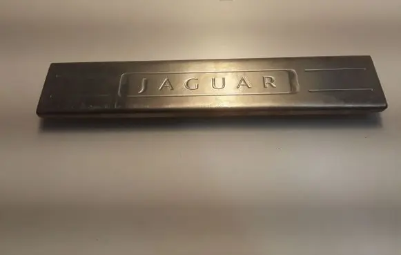 Jaguar XJ X351 Front sill trim cover AW9313200