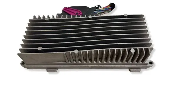 Audi A4 S4 B8 8K Sound amplifier 8R0035223F 2009105530