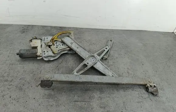 Toyota Avensis T250 Front door window regulator with motor 999060102T223790