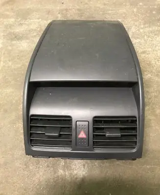 Suzuki SX4 Dash center air vent grill 7382279J