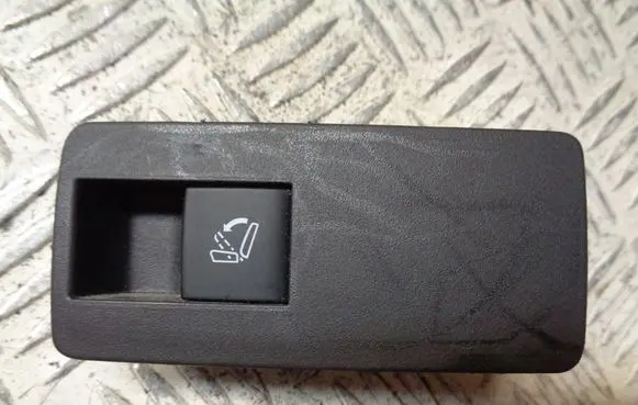 Opel Astra K Seat control switch 13333631