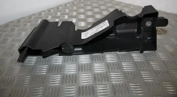 Mercedes-Benz Sprinter W906 Side radiator support slam panel A9068890131 9068890131