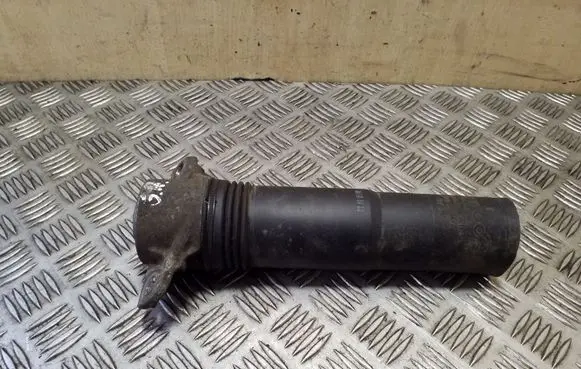 Volkswagen PASSAT B8 Front shock absorber mounting bracket 5Q0513353J 5Q0511357H 5Q0513425J