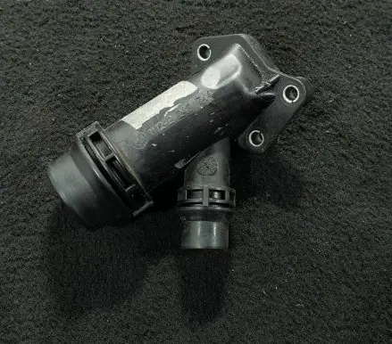BMW 5 E39 Engine coolant pipe/hose
