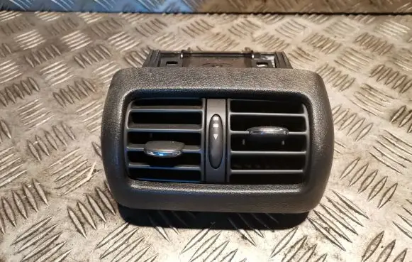 Mercedes-Benz C W203 Other center console (tunnel) element 2038300454 A2038300454