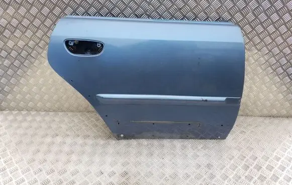 Subaru Outback Rear door