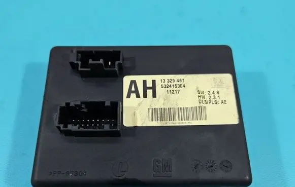 Opel Insignia A Central body control module 13329461 IMPRK1416602