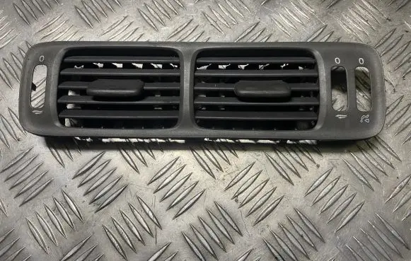 Volvo V70 Dash center air vent grill 9481651