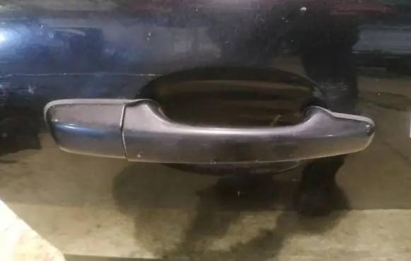 Volvo V70 Front door exterior handle 