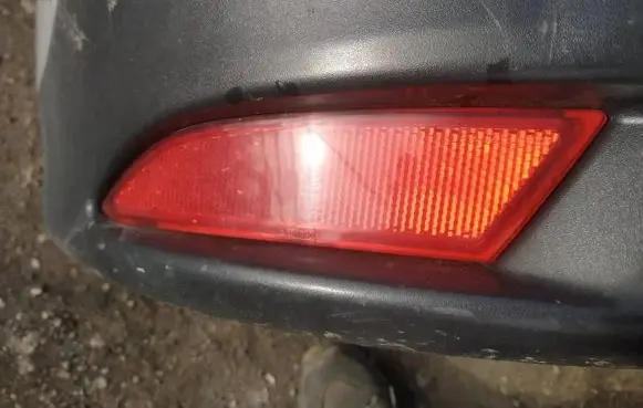 Ford Focus Rear tail light reflector