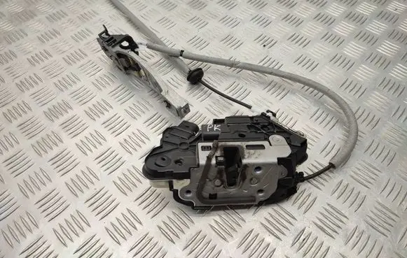 Volkswagen Transporter - Caravelle T6 Front door lock 7L1837015F 7LA837885A