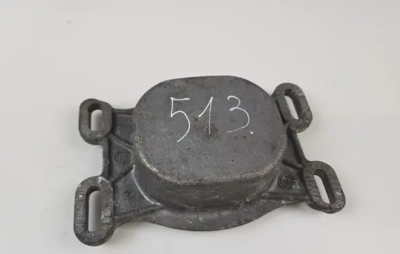 Audi A6 S6 C6 4F Engine mounting bracket 4B0199335