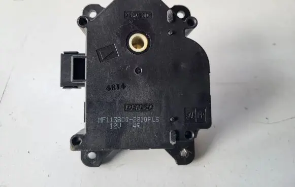 Toyota Auris E180 A/C air flow flap actuator/motor 1138002810