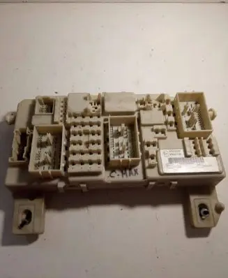 Ford C-MAX I Fuse box set 97RA000001 97RA012108 305519242127