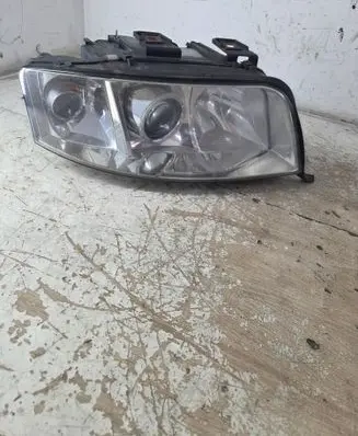 Audi A6 S6 C5 4B Headlight/headlamp