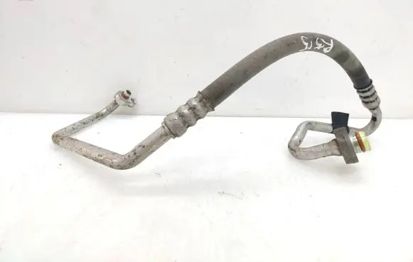Air conditioning (A/C) pipe/hose