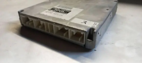 Toyota Avensis Verso Engine control unit/module 8966144360 1758005461