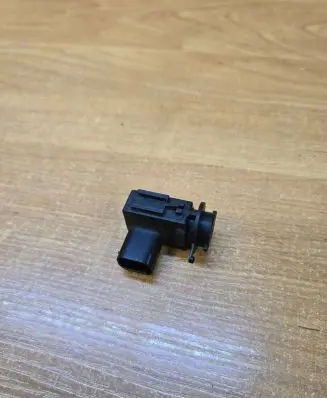 Volvo XC60 Air quality sensor 31250491 16075 P4631001