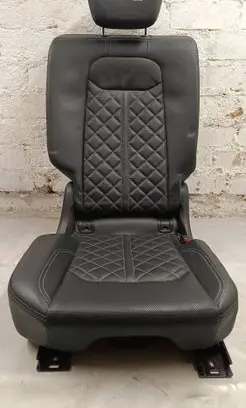 Audi Q8 Rear seat