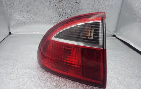 Seat Leon (1M) Rear/tail lights 1M6945257