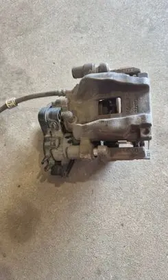 Volvo XC90 Rear brake caliper 32217364