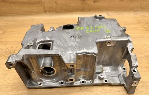 Genesis G80 Oil sump 215102R500
