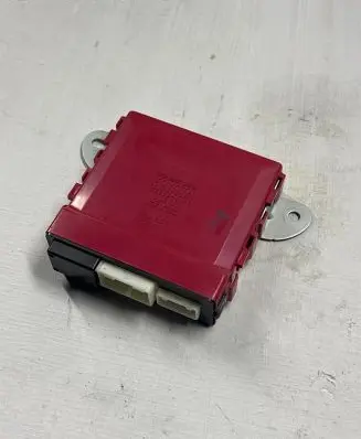 Lexus IS 220D-250-350 Wing mirror control module 8943053011 1233006840