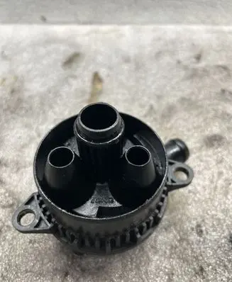 Audi A6 S6 C6 4F Oil breather separator 057103495L