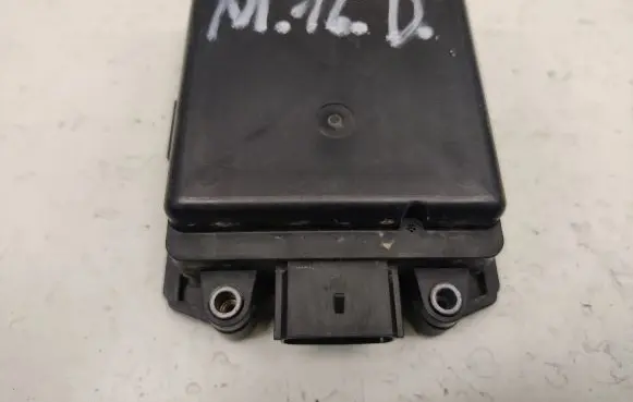 Ford Mustang VI Blind spot module FT4T14D453AD