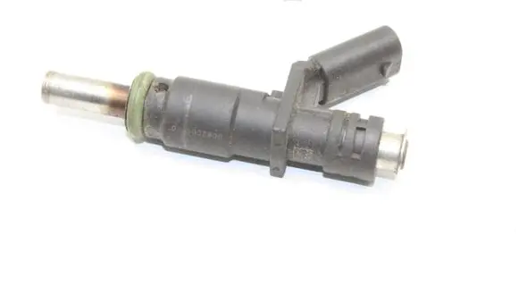 Mercedes-Benz CLK A209 C209 Fuel injector A2720780249