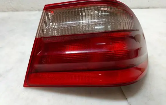 Mercedes-Benz E W210 Rear/tail lights A2108203464