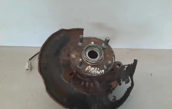 Toyota Yaris Front wheel hub spindle knuckle