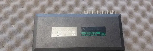 BMW 5 E39 Comfort/convenience module 61358373809 5DK00704722 12037310