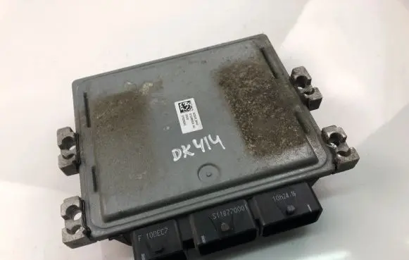 Ford Fiesta Engine control unit/module ECU 8V2112A650CC