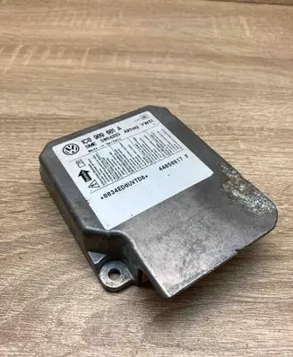 Skoda Fabia Mk1 (6Y) Airbag control unit/module 1C0909601A 5WK43123